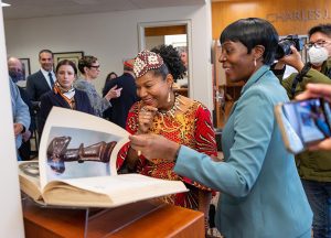 A Queen at Queens: Her Majesty Diambi visits Queens College